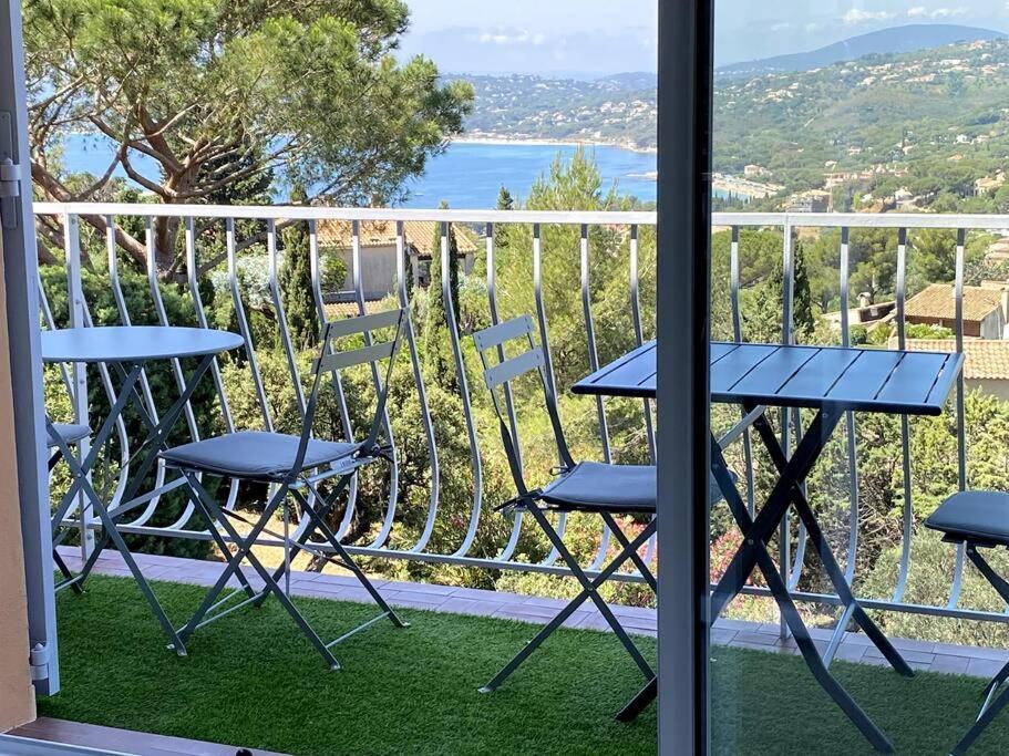 Agréable appartement vue mer Les Issambres Exterior foto
